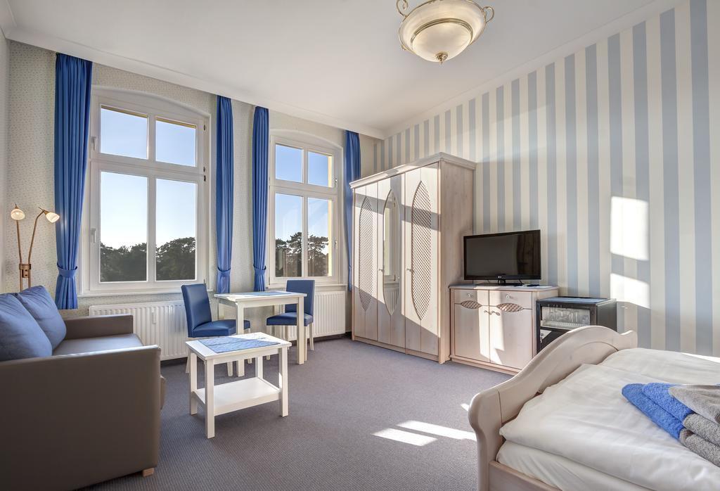 Hotel Villa Seeschloesschen Heringsdorf  Buitenkant foto
