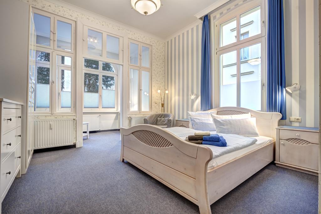 Hotel Villa Seeschloesschen Heringsdorf  Buitenkant foto
